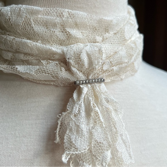 Seed Pearl Bar Pin, Miniature Lingerie Pin, Lace Pin, Signed - Picture 3 of 13